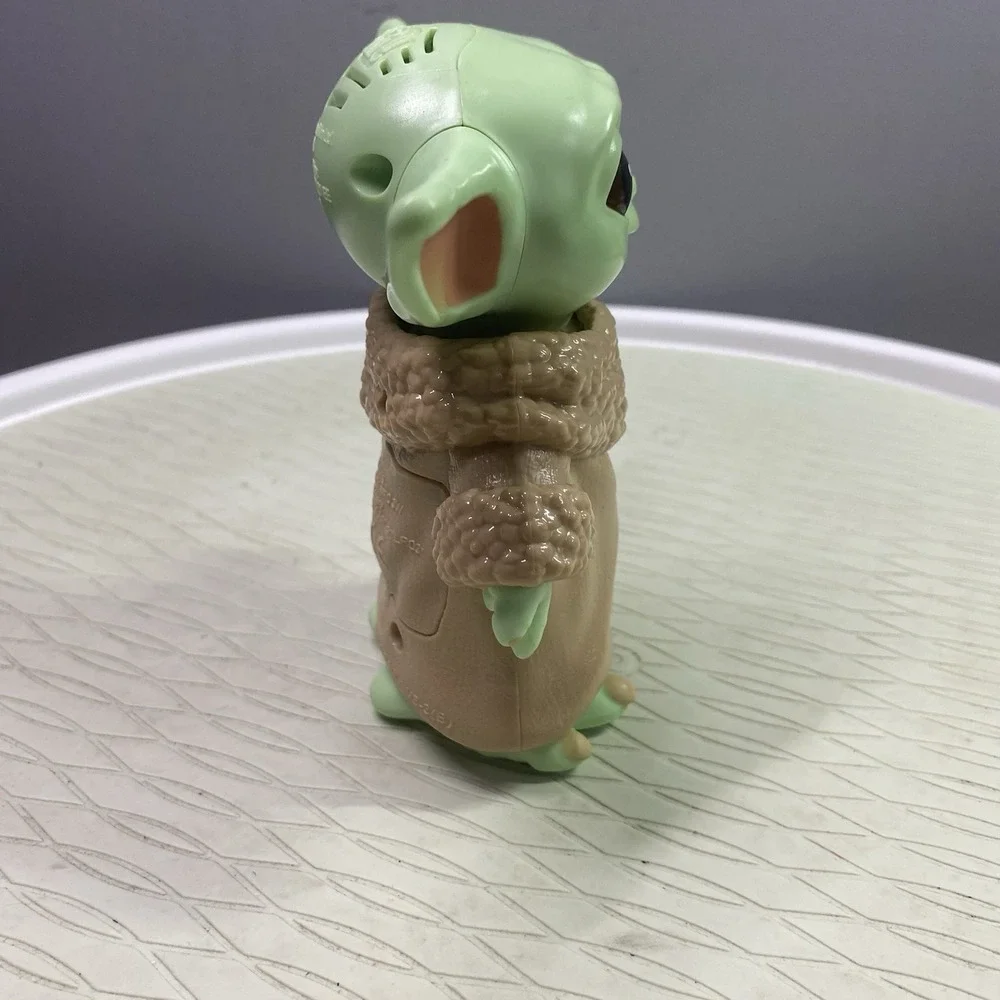Bop It! Star Wars Mandalorian The Child Edition Baby Yoda-WORKS! Needs Batteries